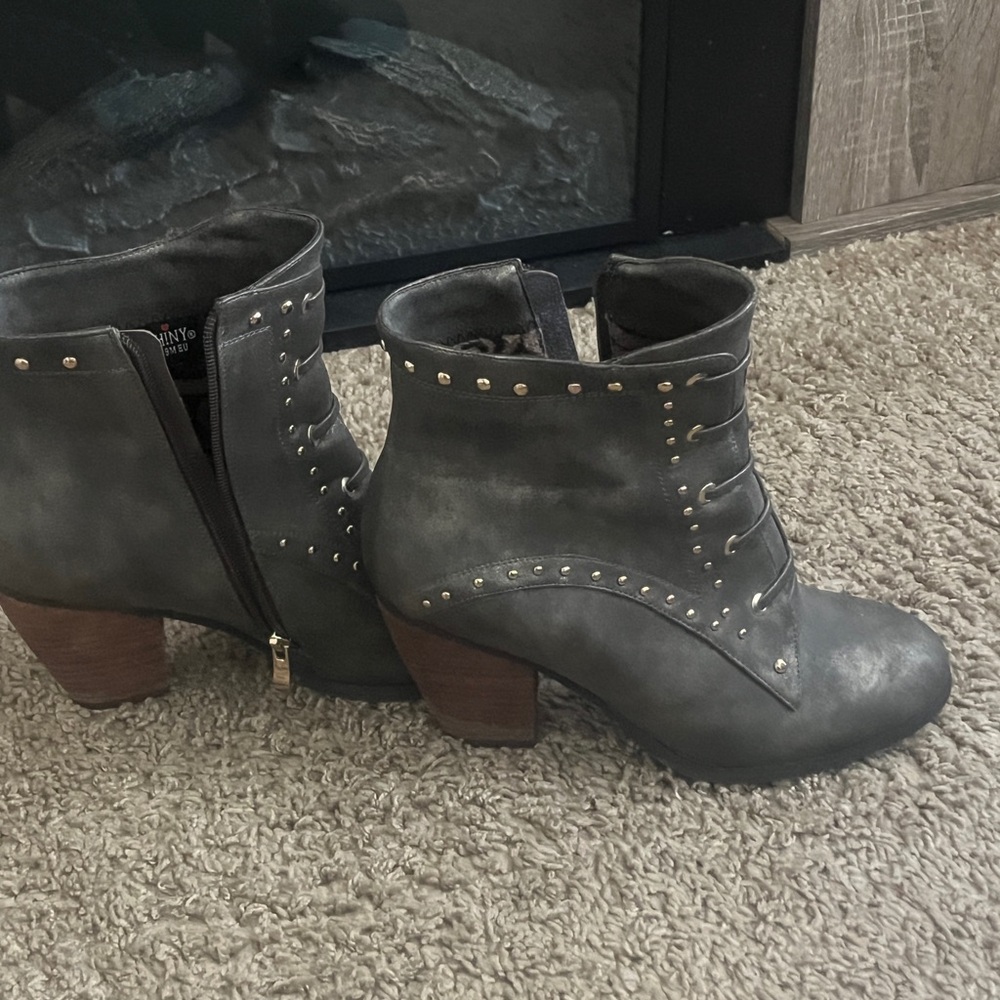 Gray Ankle Booties with Studded Western Design